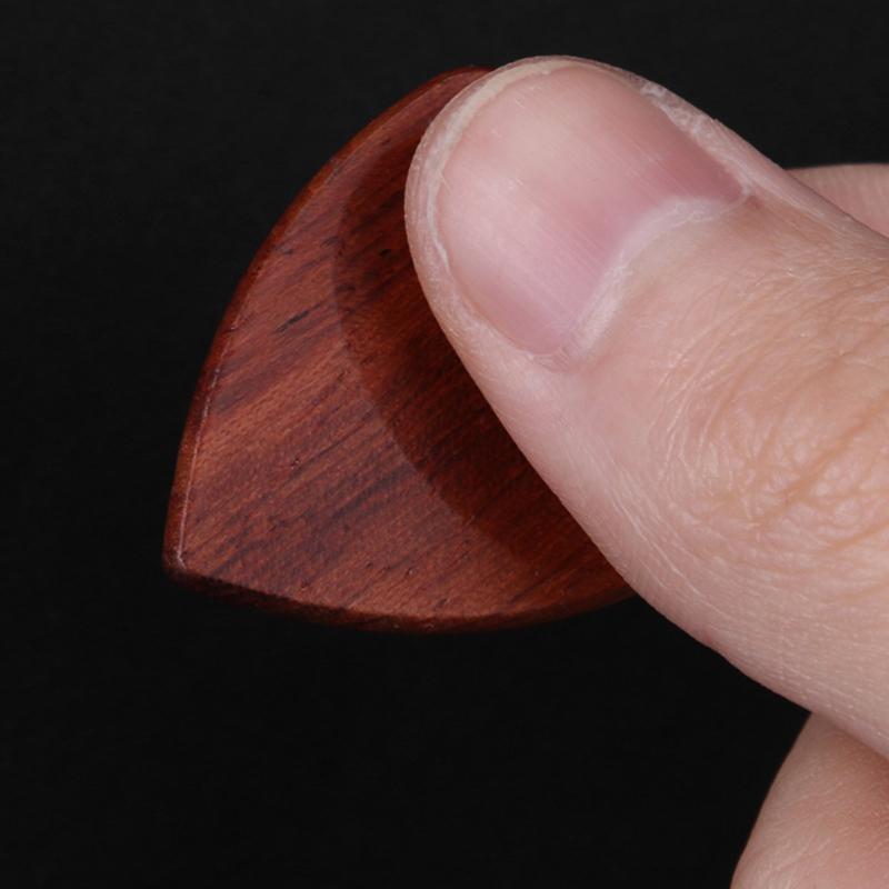 Wood Acoustic Guitar Pick Plectrum Hearted Shape Picks Wood, Handmade, Groove Design,Excellent Gift