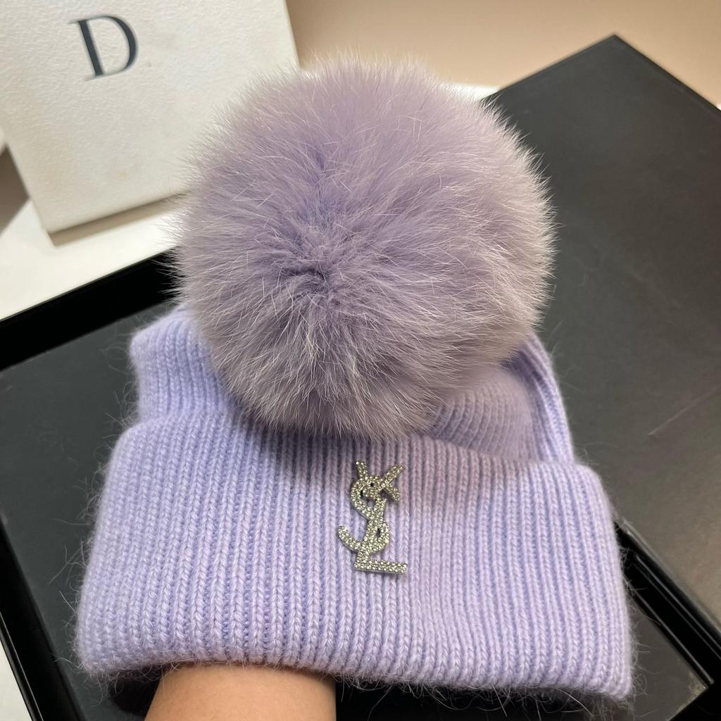 Paris Star Fox Hairball Plush Knitted Hat Women'S Winter Cold Northern Warm Rabbit Hair Ear Protector