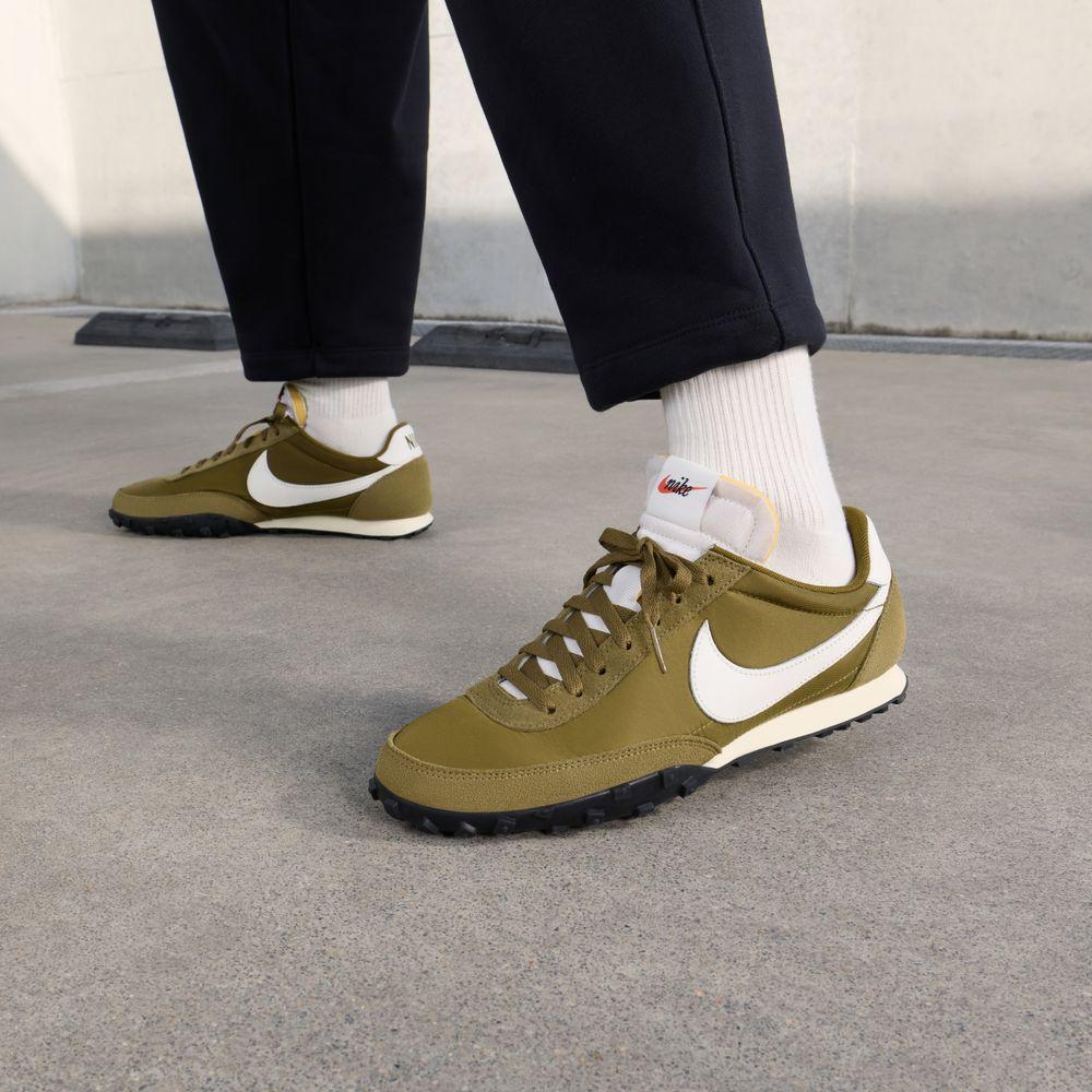 Nike Waffle Racer Casual Shoes Men s Olive Green 39