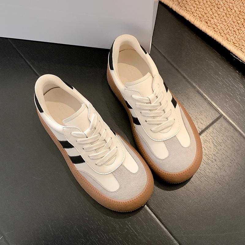 Sports and Leisure Board Shoes 2025 Spring and Autumn Forrest Gump Women's College Style Retro Classic Heightening Sports Little White Shoes