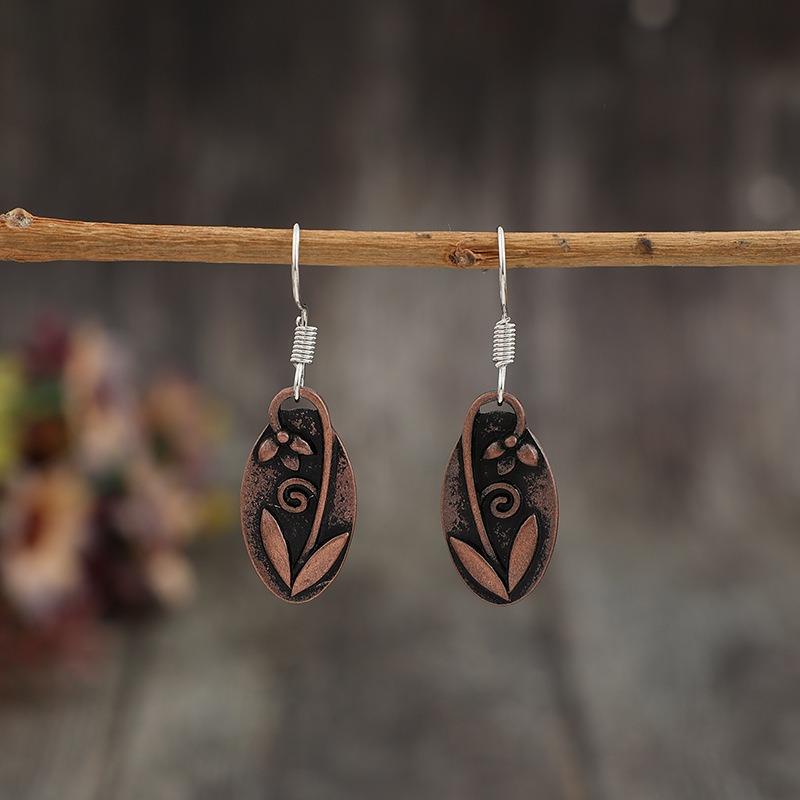 Dazzling Vintage Red Color Leaf Dangle Earrings Metal Carving Earrings for Women