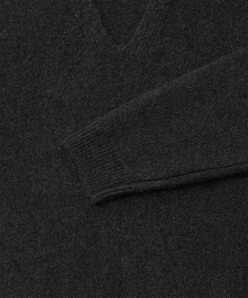 ANOTHER OFFICE Current V-Neck Knit (Coal)