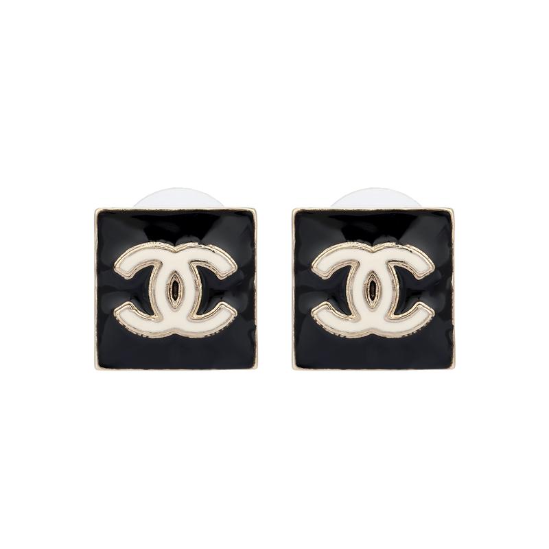 

CHANEL Classic LOGO Double C Metal Stud Earrings Women s Black чорний