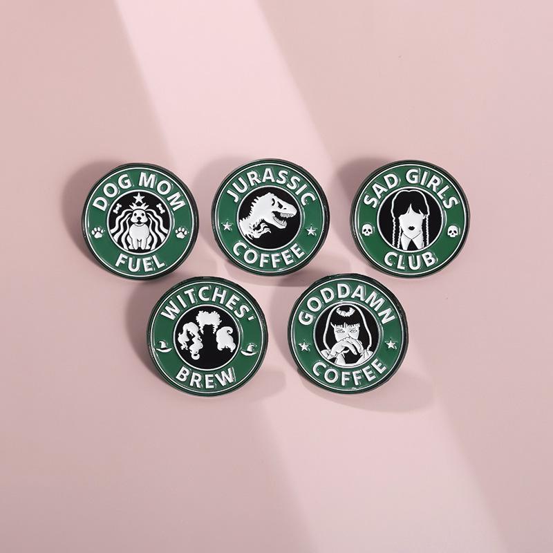 Eyecatching Round Green Metal Brooch With Cute Cartoon Animal Design For Stylish Individuality