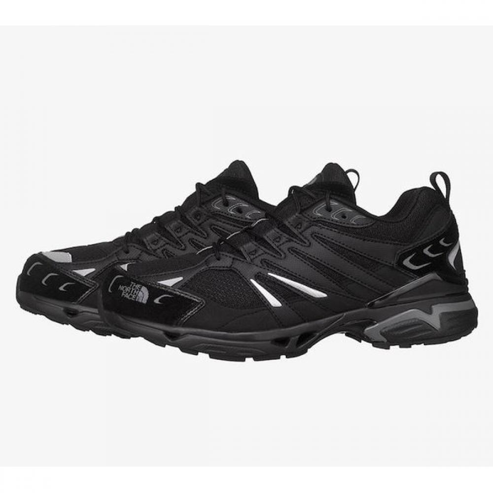

North Face White LabeL SingLe TracK Tech SneaKers Bb Ns97q72j K L 3.NS97Q72L 260