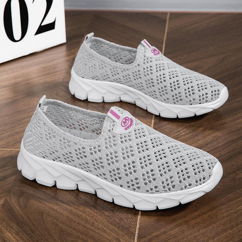 Summer Outdoor Casual Shoes Women's Mesh Breathable Flat Light Sneaker Female Loafers Casual Hollow Out Outdoor Flats Zapatos