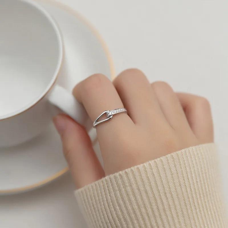 Unique Lines Ring For Women Jewelry Finger Adjustable  Vintage Ring For Party Birthday Gift Fashion Jewelry