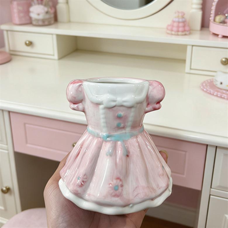 Bow Princess Dress Makeup Brush Storage Bucket Ins Style Desktop Pen Holder Girls Bedroom Office Decor Desktop Organizer