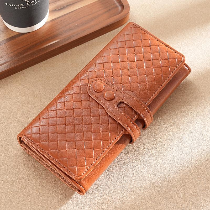 

2024 autumn new large-capacity women s long wallet fashionable woven mobile phone bag trendy multi-card clutch bag коричневий
