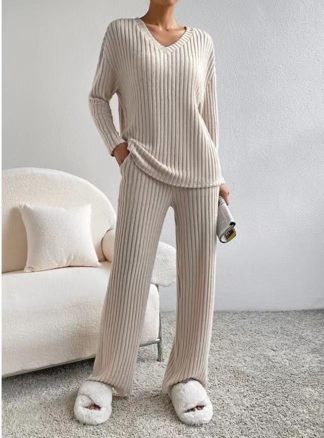 Europe, America, Autumn and Winter New Two-piece Fashion Casual Straight-leg Pants Temperament Loose V-neck Pit Strip Knitted Suit