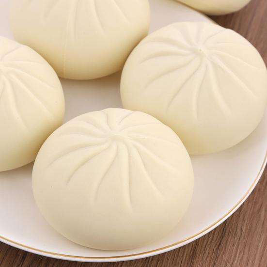 Steamed Bun Squeeze Toy Large Stress Relief Toy Slow Rebound Memory Foam Realistic Bun Shape Cute Desk Toy with Detachable Mini Steamer