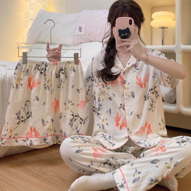 Color Ink Painting Cloud Cotton Pajamas Women'S Short-Sleeved Three-Piece Set, Small Goldfish Jacquard Loungewear