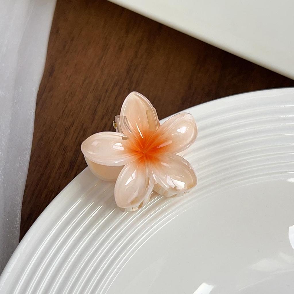 Elegant Romantic Plumeria Hair Claw Clip for Beach Vacation