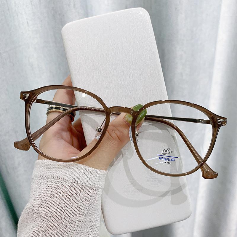 Retro Influencer-Style Anti-Blue Light Glasses for Round Face