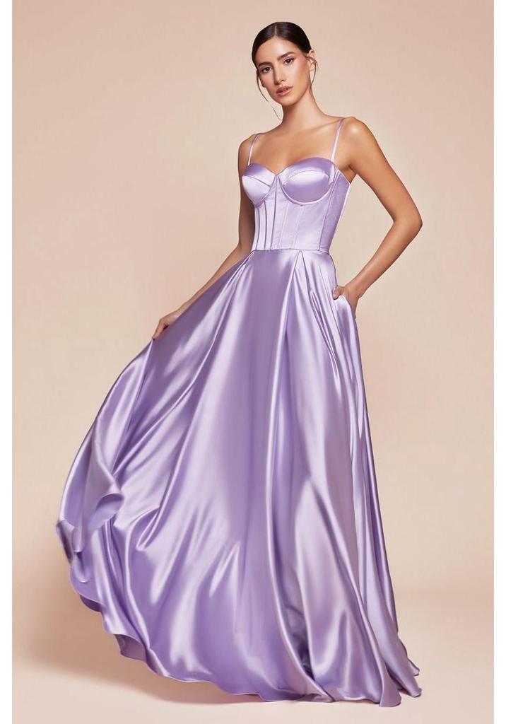 2025 Elegantes trägerloses Abendkleid mit Spaghettiträgern für Damen: Einfarbige, lange Kleider