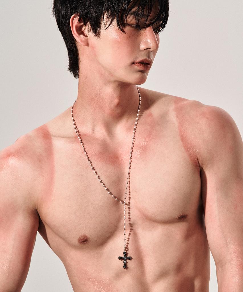 Lanarchive [1159] Cross Rosary Necklace