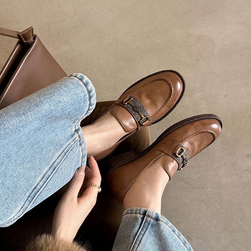 High Quality | 2.5cm British Style Brown Loafers Women's One-pedal Low-heeled Beanie Small Leather Shoes Horse Buckle Single Shoes