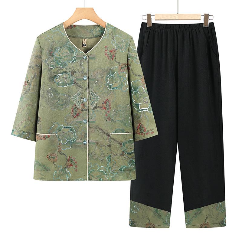 

Summer Outfit for Middle-Aged & Elderly Women: 3/4 Sleeve Top & Pants Set 3XL (115-130 jin) зелений