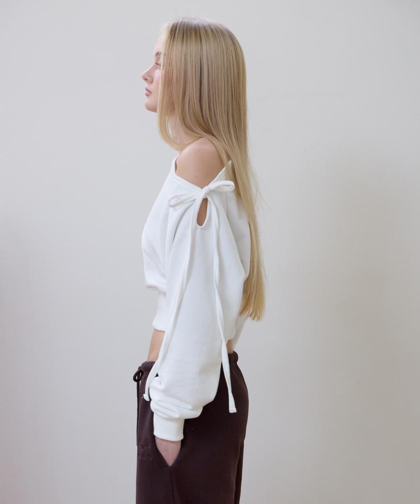 Rosefranz Wide Off-Shoulder Sweatshirt [Ivory]