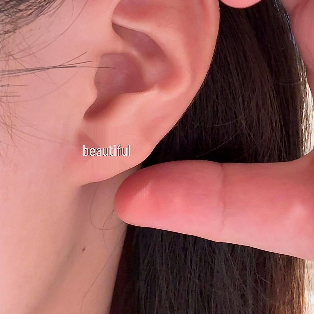 Korean Style 3D Butterfly Stud Earrings for Women - Sweet, Exquisite, High-End Ear Cuffs for Pierced Ears