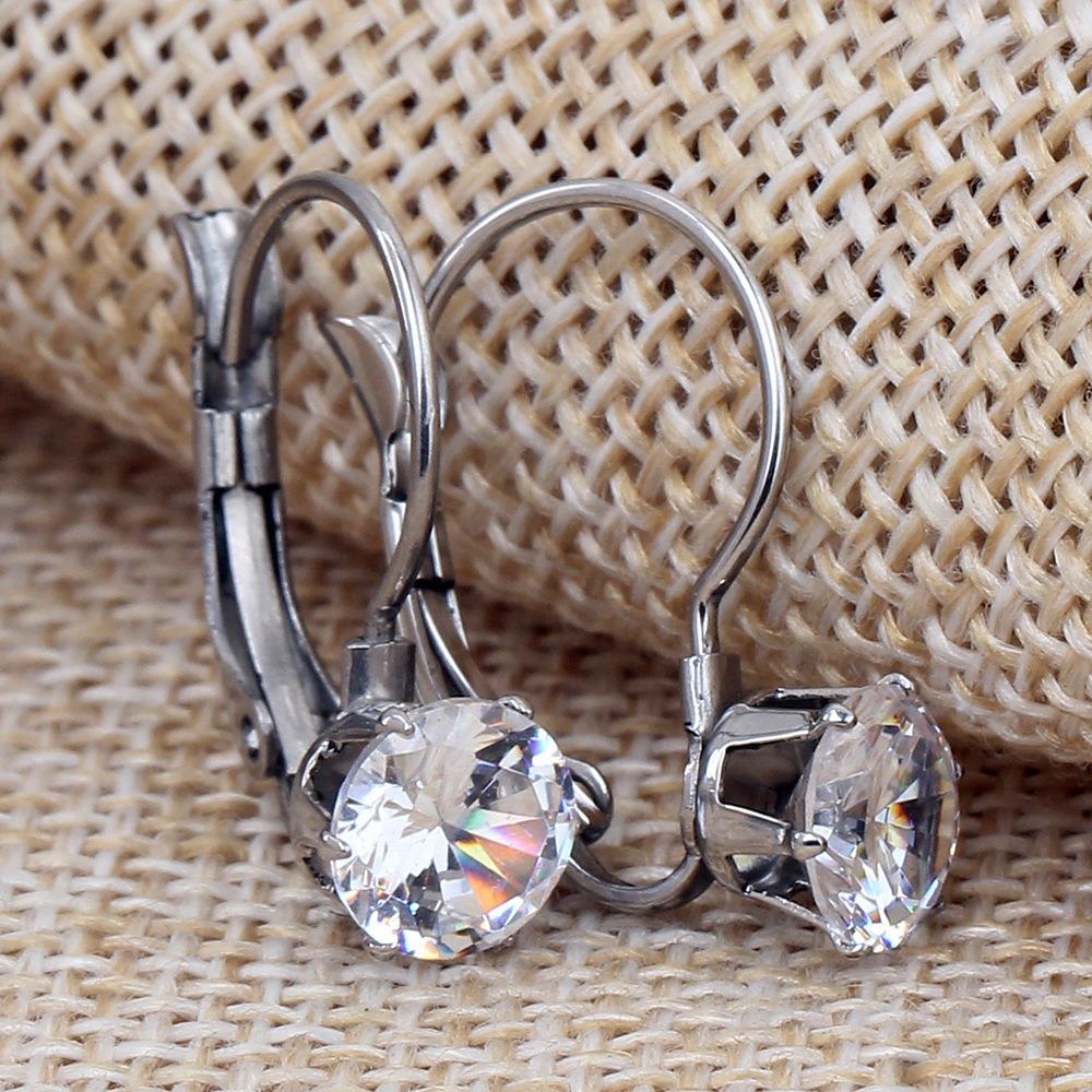 Französische Vintage Zirkon Ohrringe Damen Persönlichkeit High-End Ohrdekoration Metall Elektrischer Kreis Design