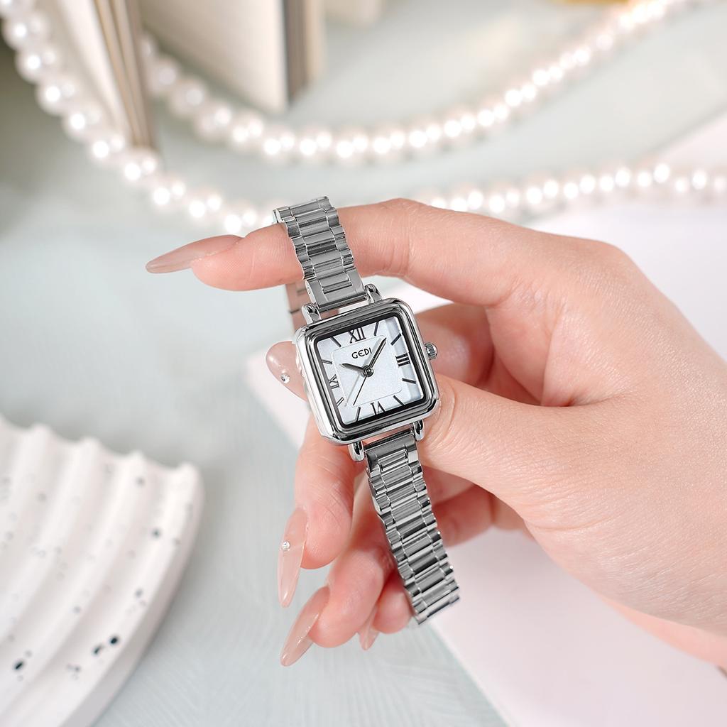 College Style Small Sugar Cube Female Watch Student Retro Temperament High Value Waterproof Quartz Watch