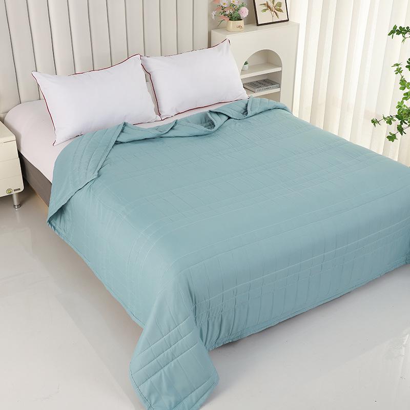 Skin-Friendly Cotton Quilt: Double-Sided, Washable Summer & Autumn Blanket