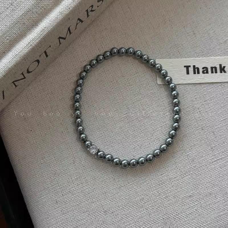 Retro Beaded Zirconia Pearl Hand Chain - Women's Unique Design Handcrafted High-End Bracelet with Simple Elegant Style Accessory