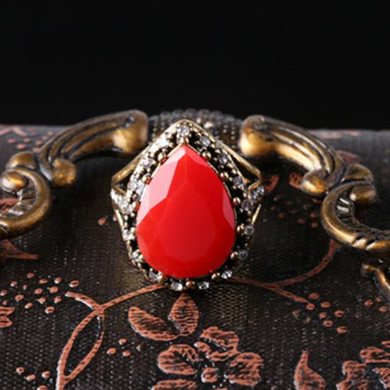 Women's Ethnic Inlaid Vintage Water Drop Shiny Rhinestone Shape Ring Jewelry