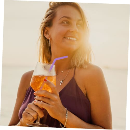 PAMINGONO 4-Piece Food-Grade Silicone Straws with Curved Design and Cleaning Brush for Banquets and Parties, Eco-Friendly and Reusable