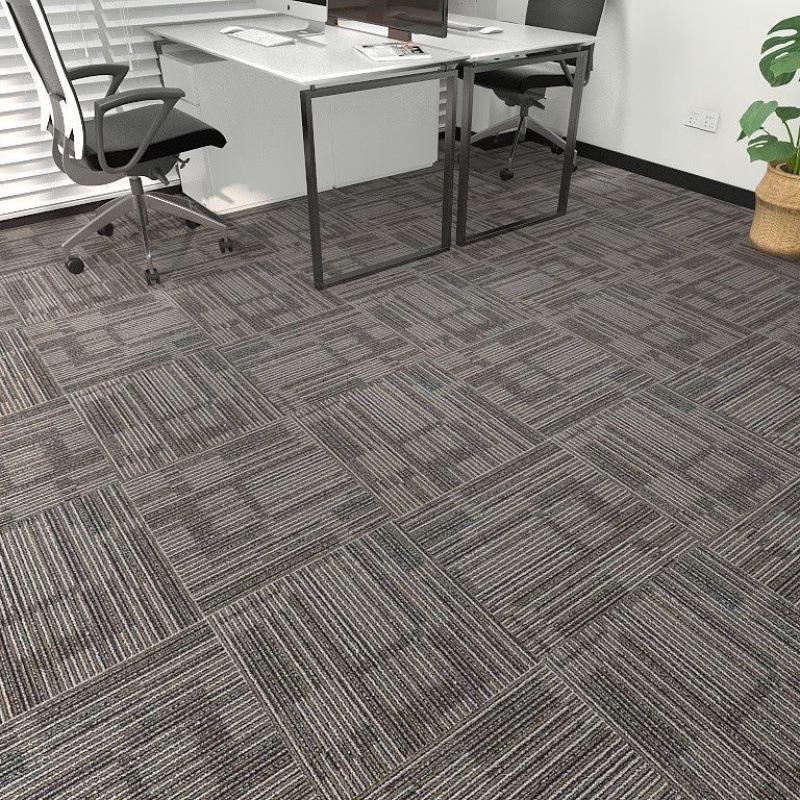 Große graue Büro- und Schlafzimmer-Teppichfliesen - Vollständige Raumabdeckung