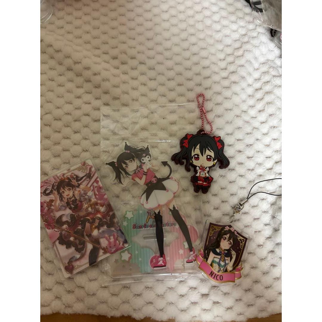 Used Love Live Niko Yazawa Sanrio collaboration acrylic stand only
