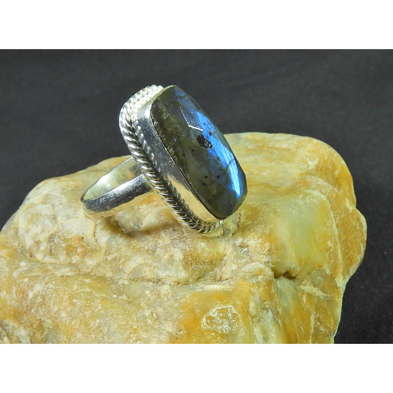 

Natural Labradorite 925 Sterling Silver Octagon Handmade Vintage Ring US-6.5 MK-61