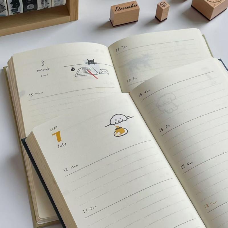 2027 Daily Weekly Agenda Book Adorable Cat Dog Illustration Hard Shell Japanese Planner for Girls Gift