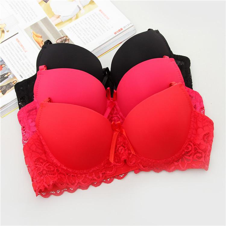 Reggiseno in Pizzo Lucido Giapponese: Sexy, Sottile, Coppa AB per l'Estate
