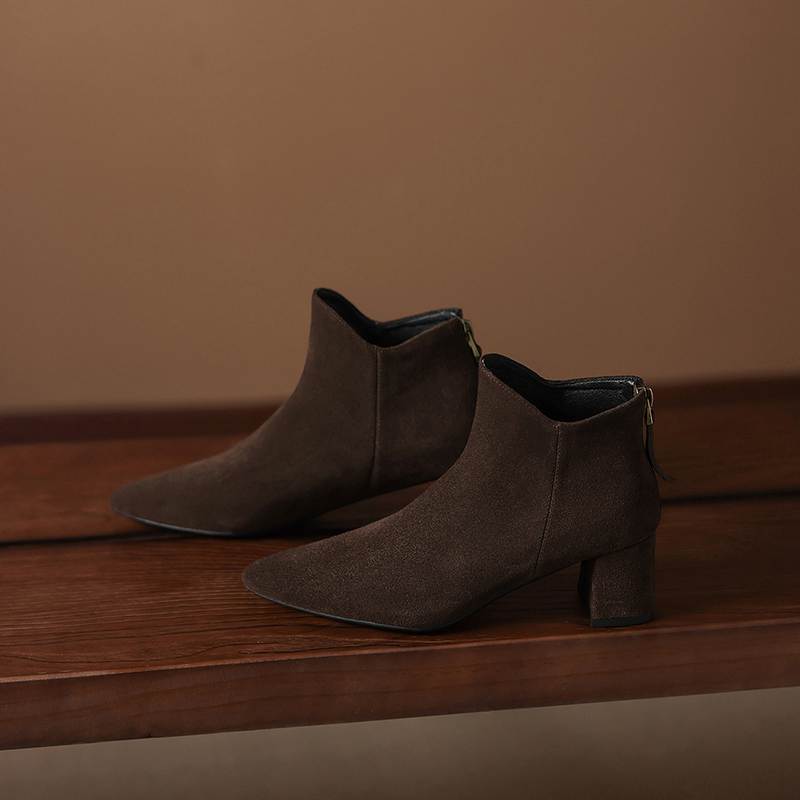 Krazing Pot Cow Suede Nubuck Pointed Toe Thick Heels Chelsea Boots Size 43 Zip Basic Clothing Women Ankle Boots