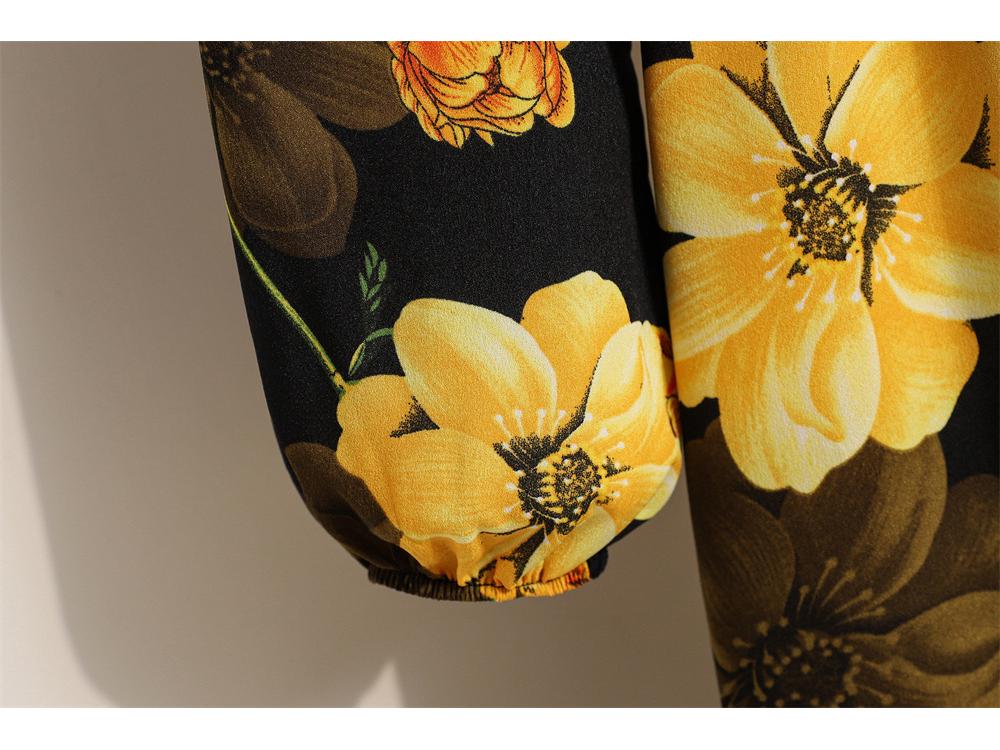 2022 European & American Floral A-Line Dress - Spring, Long Sleeve, Round Neck, Slim Fit