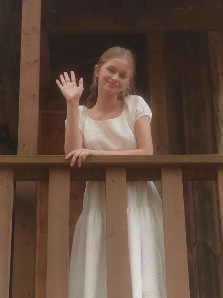 Liel Princess Line Dress (White)