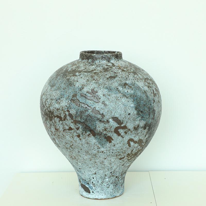 Retro Ceramic Large Vase for Indoor Floor Decor - Creative Pottery Ornament for Dried Flowers