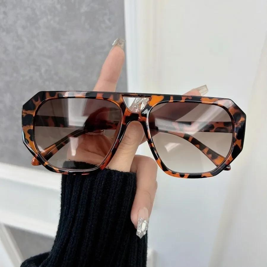 Trendy Square Sunglasses Women Men Retro Mirror Lens Stylish Sun Glasses Female Male Personality Colors