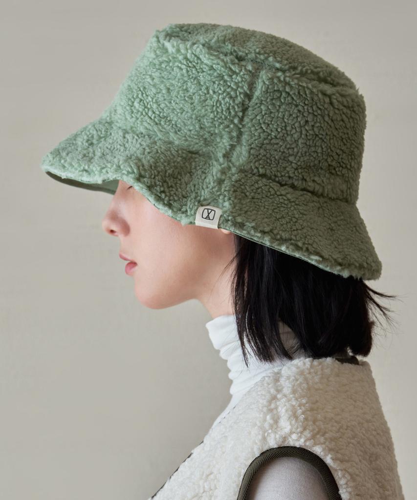 Bajal Va Square Label Reversible Bucket Hat Mint