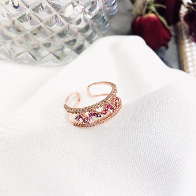 

Цветной круг Красный Любовь Микро Камень Розовое золото Открытие Кольца для женщин Мода Золотой Металл Геометрические Ювелирные Изделия Подарки красный