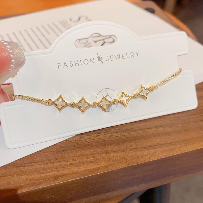 Unique and trendy zircon bracelet - women's light luxury, versatile design