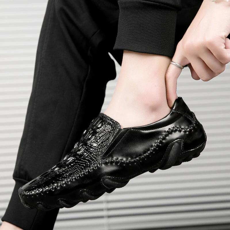 Sommar Nytt Krokodilmönster herrloafers Högkvalitativt Äkta Läder körskor Herr Anti-halk Sneakers Fritidsskor för promenad