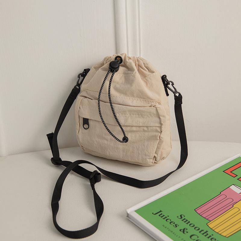 Bolsa Mensageiro de Nylon com Cordão Estilo Coreano 2023 - Bolsa de Ombro de Verão Leve e Versátil para Mulheres