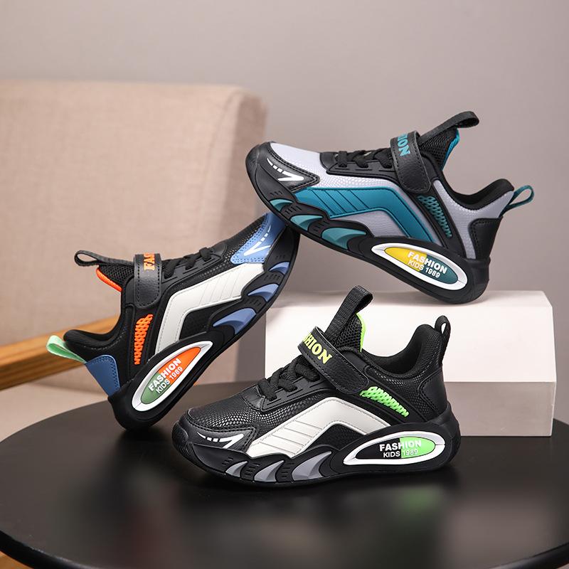 2025 autumn and winter leather children's sports shoes non-slip waterproof Velcro versatile casual lightweight boys running shoes tide