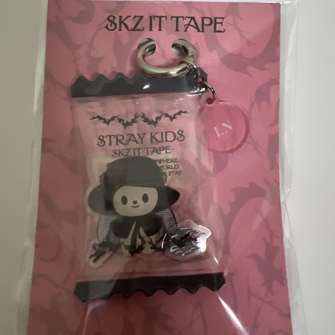 

[Б/У] Straykids DOIT POPUP Брелок I.N I.N