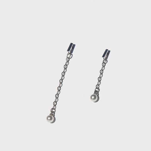 Rush Off [Rushoff] Pearl Drop Earring
