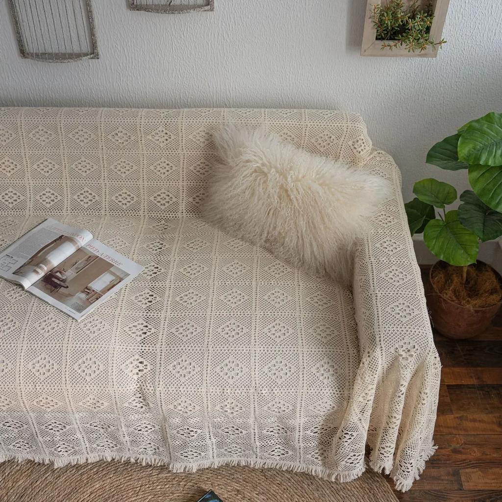 Terylene Beige Crochet Retro French Hollowed-out Lace Sofa Set Picnic Blanket Throw Blanket Three-seater Sofa Cushion Dust Proof