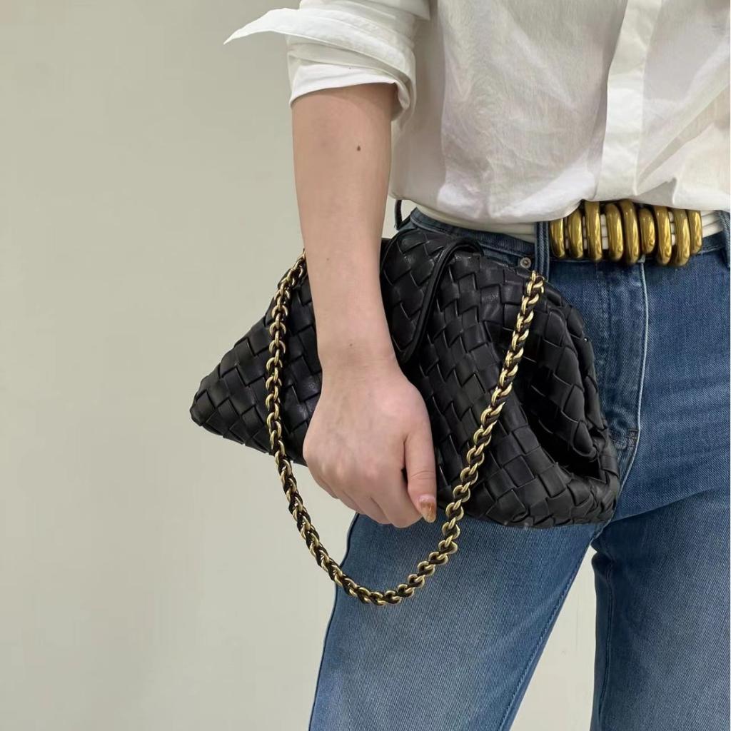 New Woven Cloud Bag Leather Chain Dumpling Bag Hand Women's Bag Shoulder Dinner Clip Bag